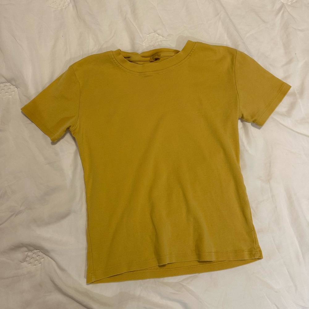 Brandy Melville John Galt Yellow Short Sleeve Top One Size